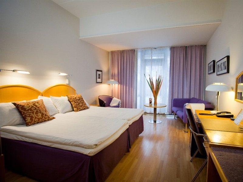 Hotel Kuninkaantie Espoo Ngoại thất bức ảnh