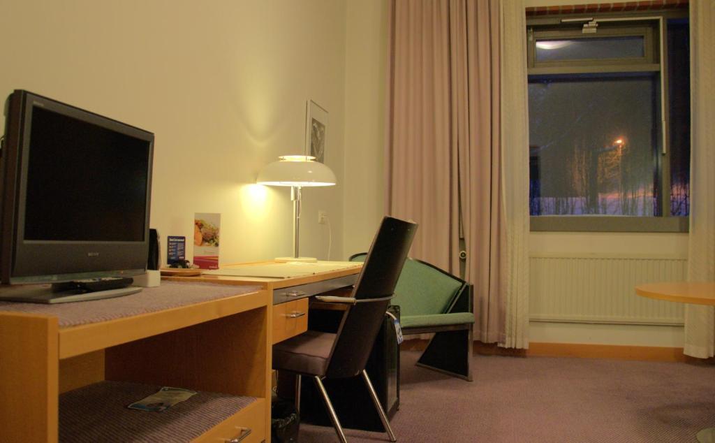Hotel Kuninkaantie Espoo Phòng bức ảnh