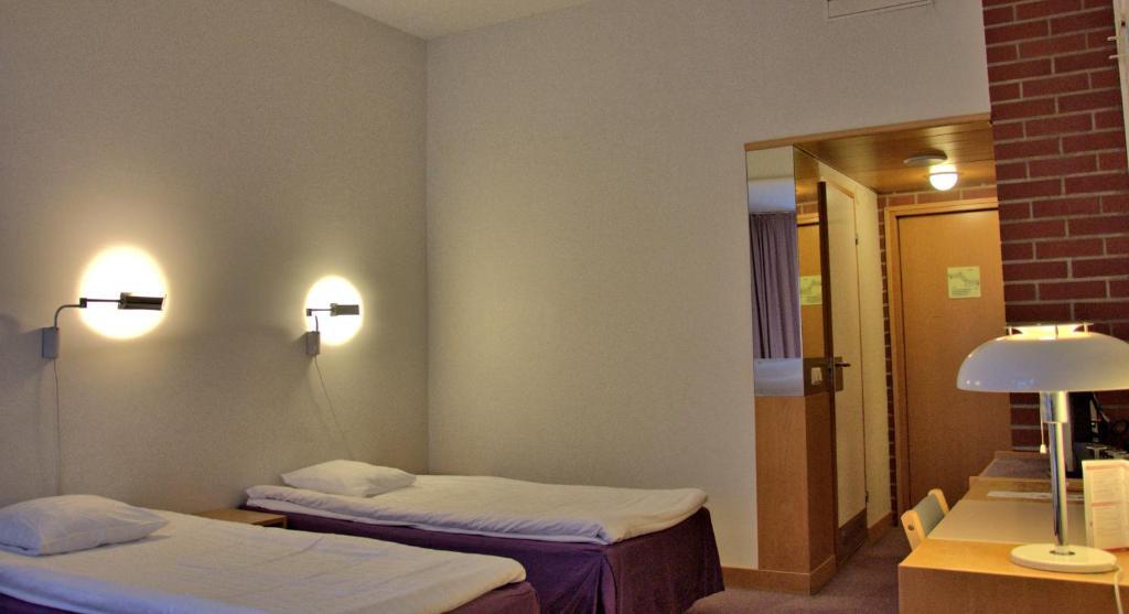 Hotel Kuninkaantie Espoo Phòng bức ảnh