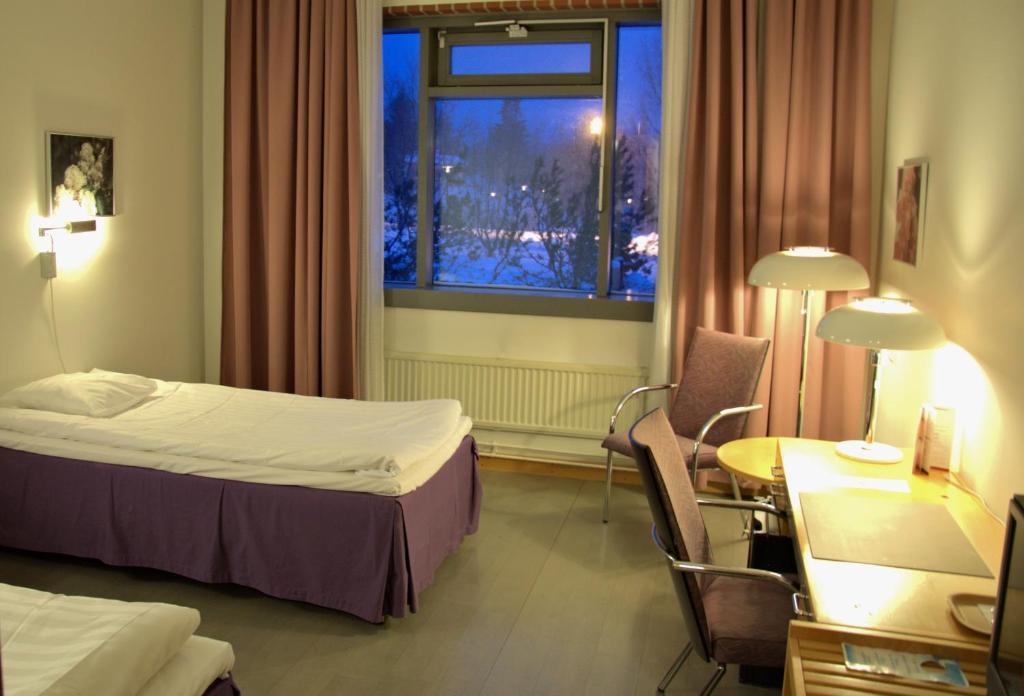 Hotel Kuninkaantie Espoo Phòng bức ảnh