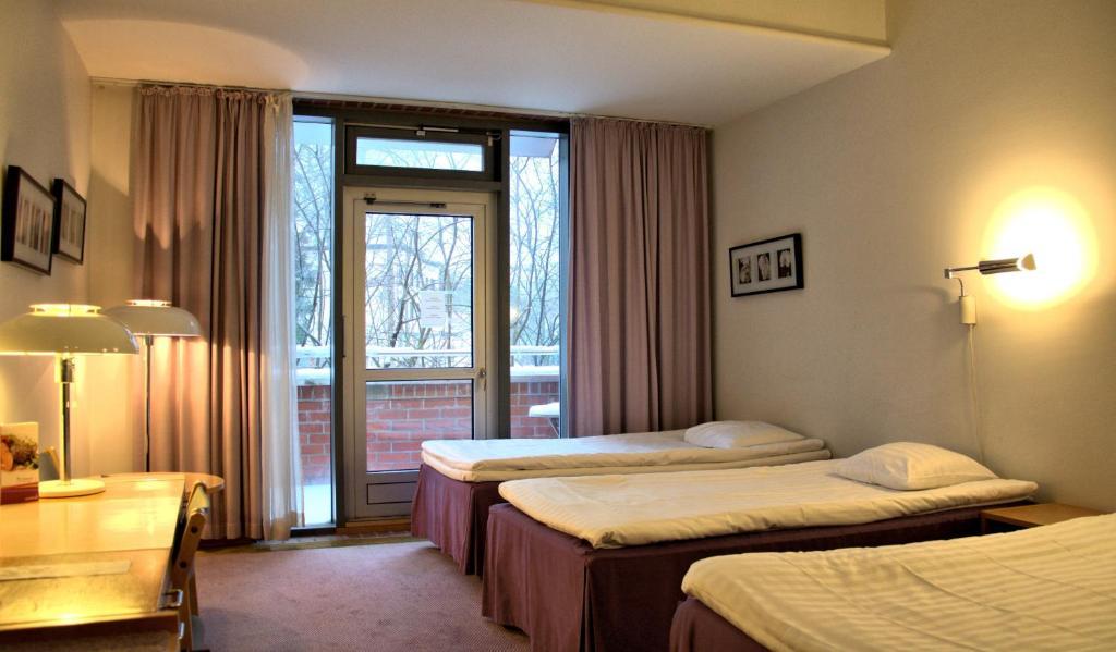 Hotel Kuninkaantie Espoo Phòng bức ảnh